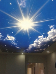 Mavi g�ky�z�nde g�ne� ����� resimli Gergi tavan
